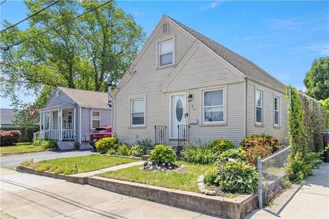75 Crescent Avenue, Cranston, RI 02910