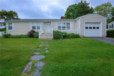 44 Dudley Avenue, Newport, RI 02840