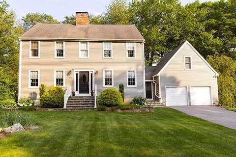 30 Karen Ann Drive, Smithfield, RI 02917