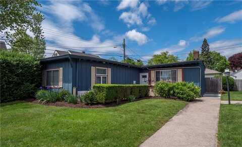 203 Fenner Avenue, Middletown, RI 02842