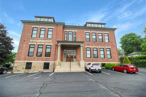 32 Carey Street Street, Newport, RI 02840