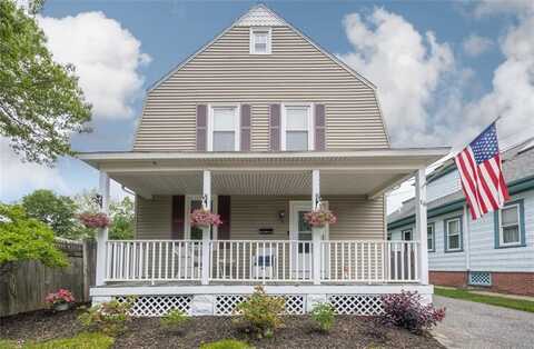 16 Malvern Avenue, Cranston, RI 02905