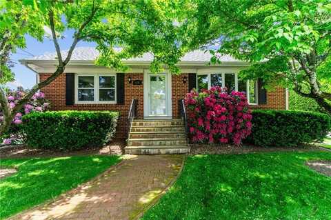 136 Central Avenue, Johnston, RI 02919