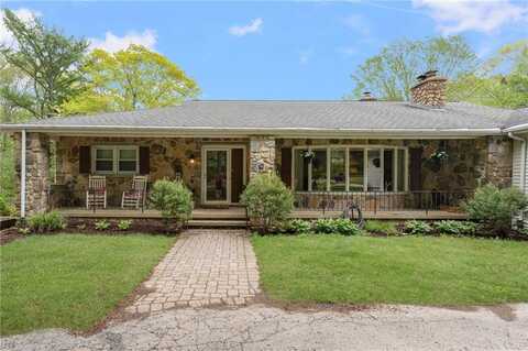 350 Shippee Road, East Greenwich, RI 02818