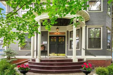 40 Princeton Avenue, Providence, RI 02907