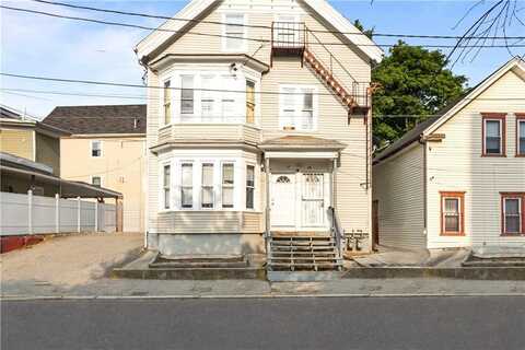 10 Vineyard Street, Providence, RI 02907