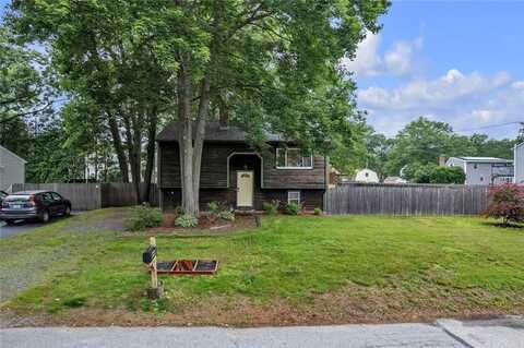 13 Red Wing Trail, Smithfield, RI 02917