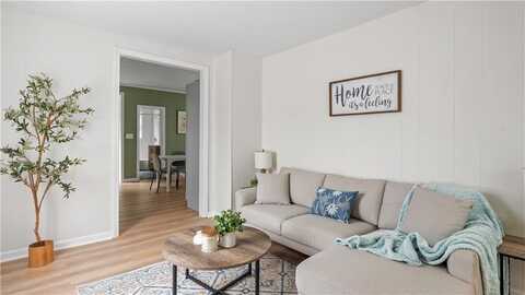 63 Prospect Street, Lincoln, RI 02838