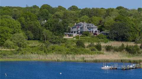 121 Avondale Road, Westerly, RI 02891