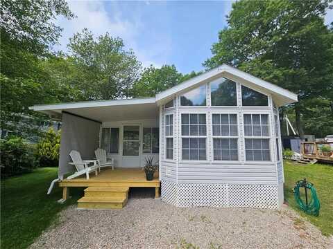 118 Dunns Corner Road, Westerly, RI 02891