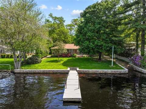 9 Sharon Drive, Coventry, RI 02816