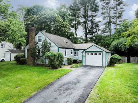 15 Franconia Drive, Cranston, RI 02920