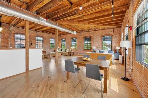 407 Pine Street, Providence, RI 02903