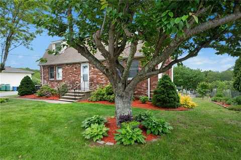 73 Vineyard Avenue, Cumberland, RI 02864