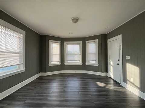 70 Oliver Street, Bristol, RI 02809