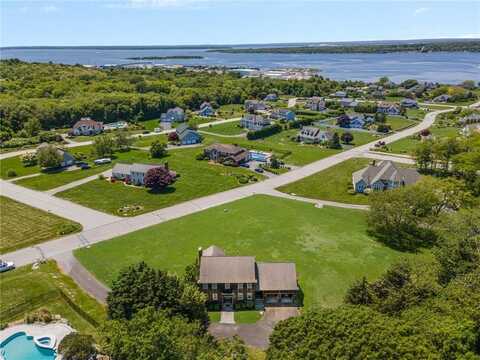 121 King Charles Drive, Portsmouth, RI 02871