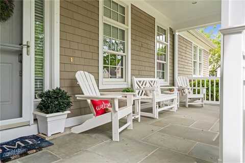 11 Newbury Drive, Westerly, RI 02891