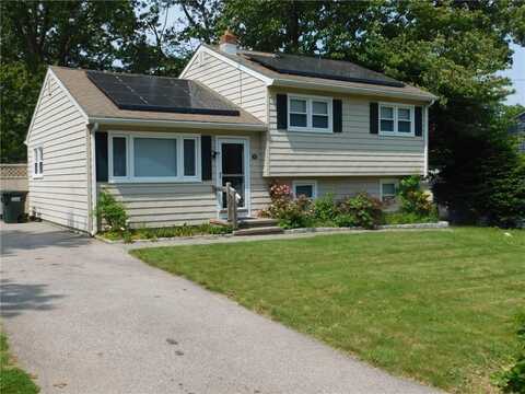 18 Holmes Street, Westerly, RI 02891
