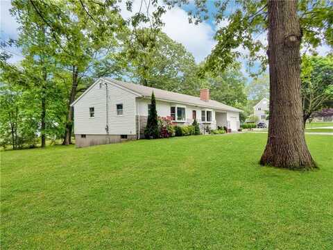 2 Laurel Hill Drive, Westerly, RI 02891