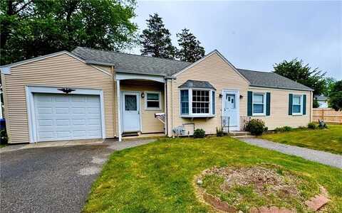 11 Winthrop Street, East Providence, RI 02915