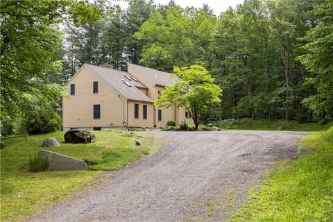 71 Phillips Lane, Glocester, RI 02814