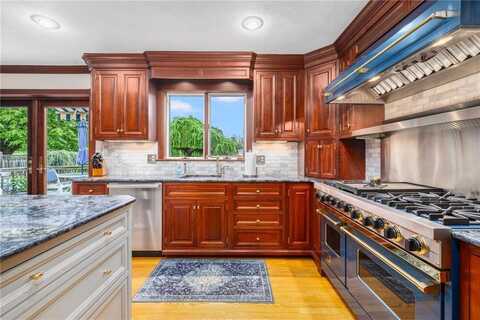 831 N Quidnessett Road, North Kingstown, RI 02852