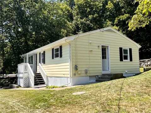 106 Leigh Road, Cumberland, RI 02864