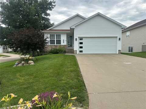 6400 Cakebread Court, Marion, IA 52302