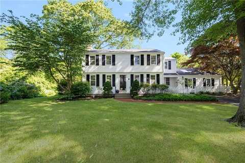 9 Conway Drive, Barrington, RI 02806
