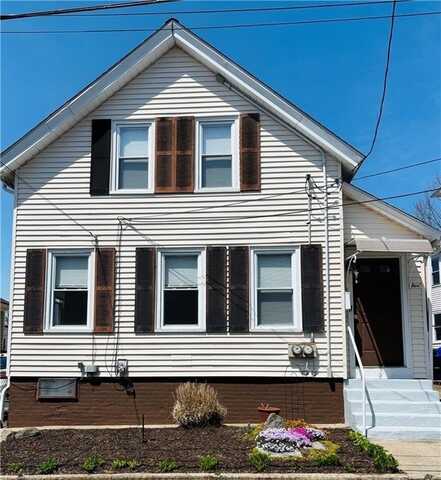 5 Rosemont Terrace, North Providence, RI 02911