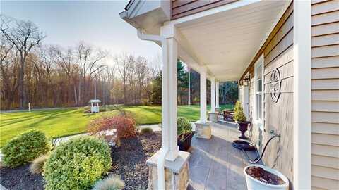 160 Bungy Road, Glocester, RI 02857