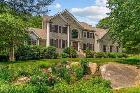 16 Leonard Drive, North Smithfield, RI 02896