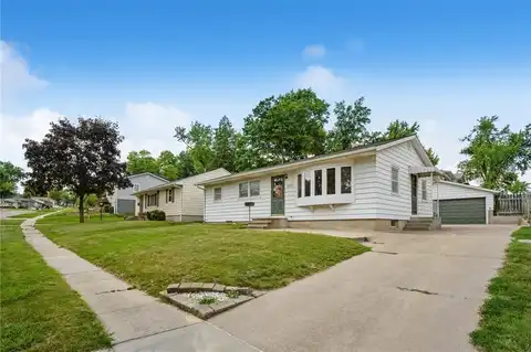 3624 Bel Air Drive SE, Cedar Rapids, IA 52403