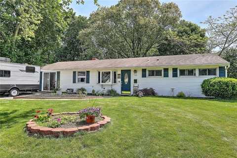 92 Chatworth Avenue, Warwick, RI 02886