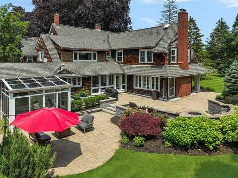 211 Rumstick Road, Barrington, RI 02806