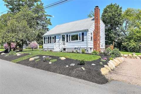 56 King Philip Road, Narragansett, RI 02882