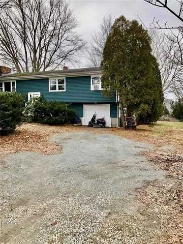 1069 Green End Avenue, Middletown, RI 02842