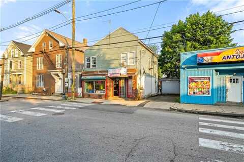 562 Plainfield Street, Providence, RI 02909