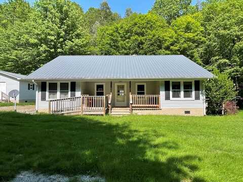 836 Helton Creek Ln, Whitetop, VA 24292