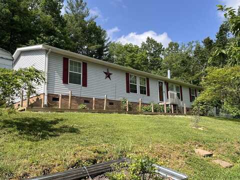 1451 Birchtree Road, Hillsville, VA 24343