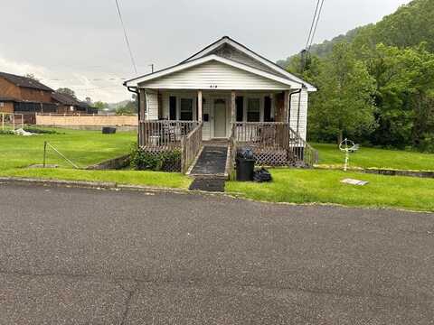 414 Fairfax, Richlands, VA 24641