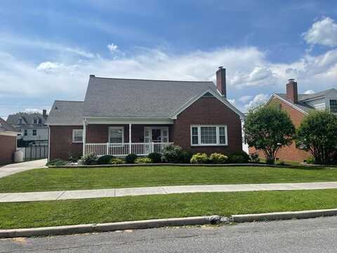 308 Lee St, Richlands, VA 24641