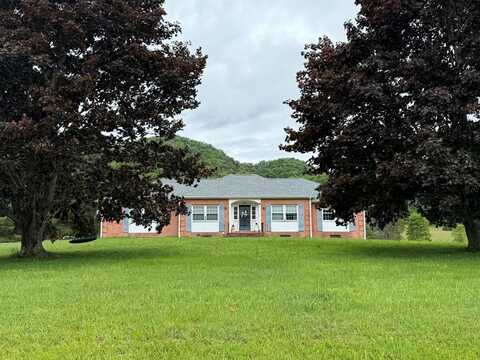 2901 Witten Valley Road, Tazewell, VA 24651