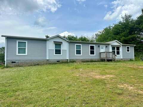 124 Brandy Lane, Hillsville, VA 24343