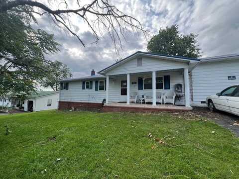 32 Middle Ave, Cleveland, VA 24224
