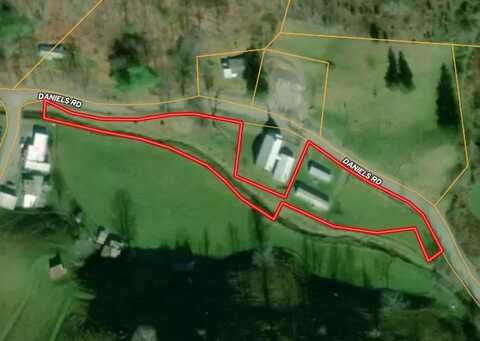204 Daniels Road, Bandy, VA 24602