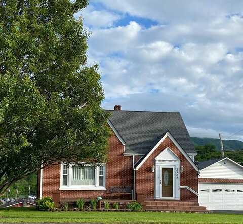 3398 Riverside Drive, Tazewell, VA 24651