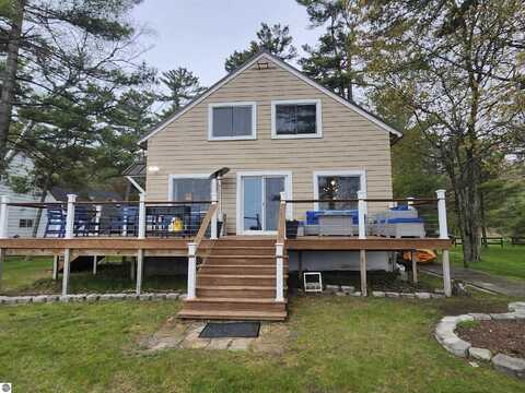 197 Iosco Beach Road, East Tawas, MI 48730