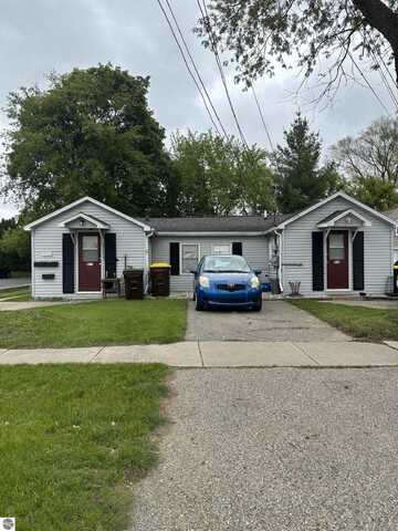 817 Crosslanes Street, Mount Pleasant, MI 48858