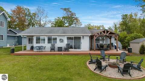 4805 Pinellas Drive, Hale, MI 48739